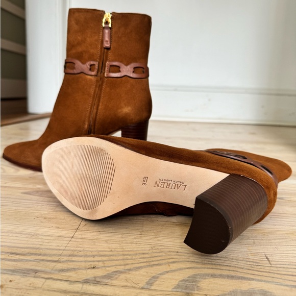 Ralph Lauren Abigael Brown Suede Leather Heel Boots NWOT Size 9.5 - Picture 2 of 7